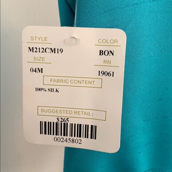 Top - Picture 3 of 4